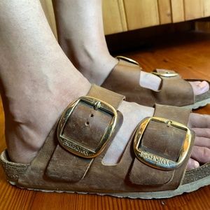 Arizona oiled leather Cognac two strap Big buckle Birkenstocks